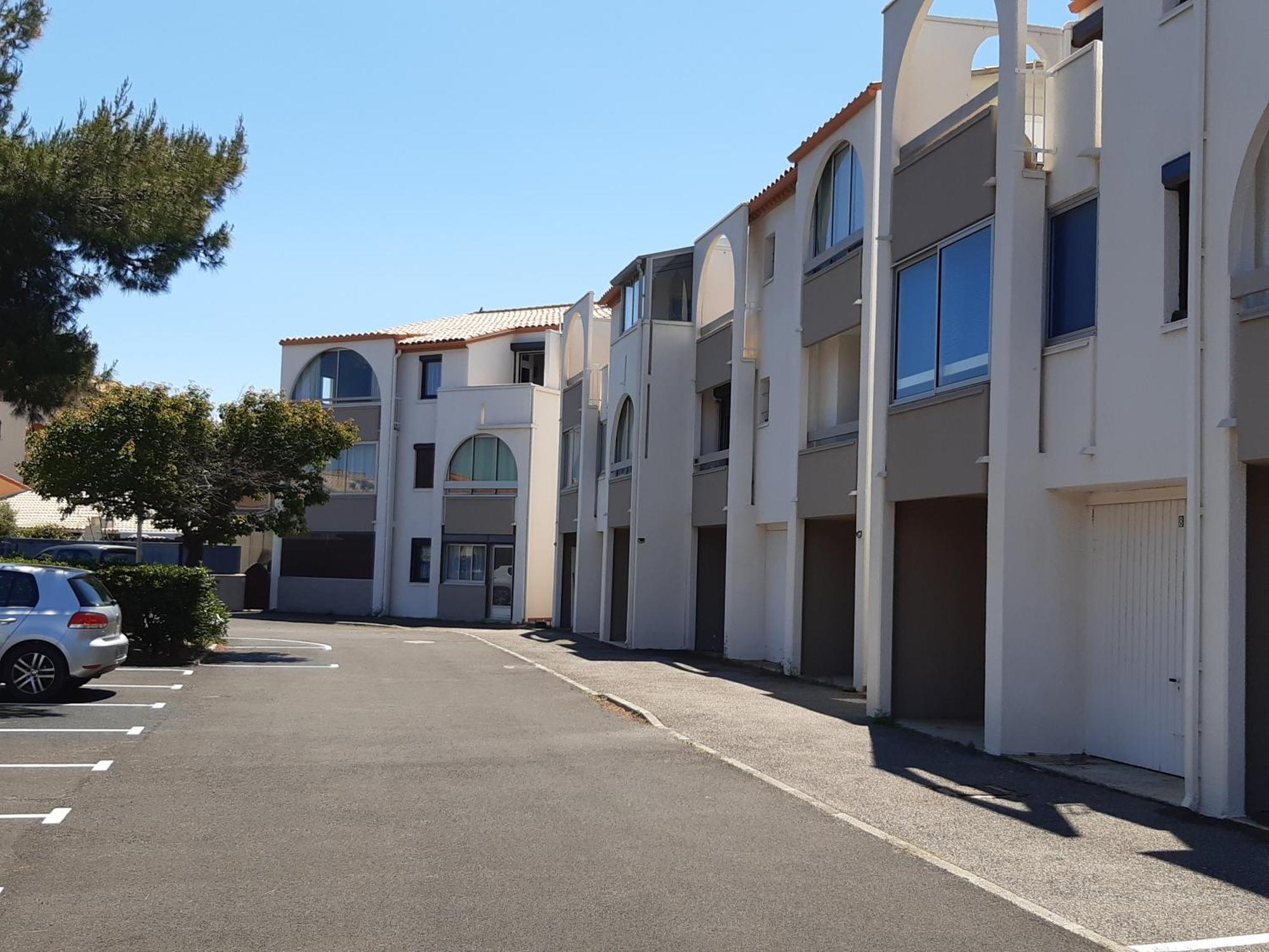 Appt 3 Pieces Climatise Avec Terrasse - Draps Et Serviettes Non Fournis Appartement *